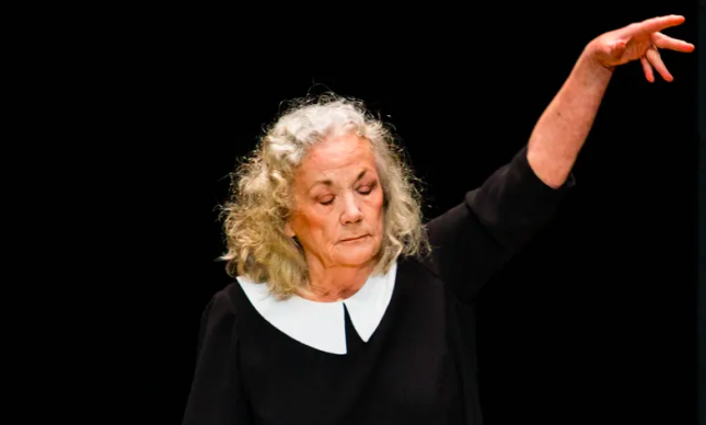 Catherine Hiegel dan sle savoir-vivre